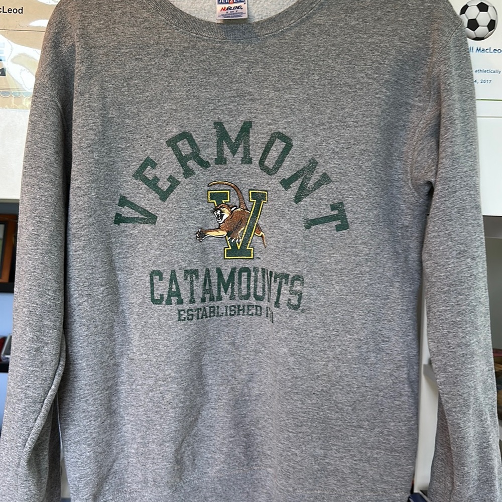 University of Vermont crewneck